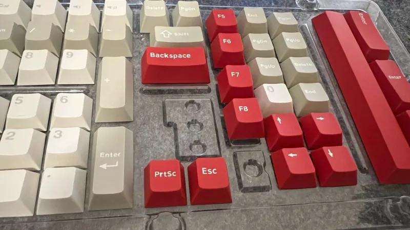 Recensione keycap set Womier M87 Retro